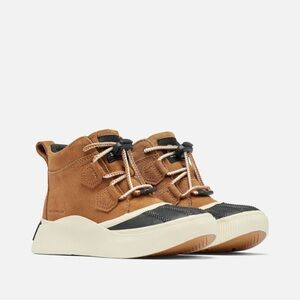 Sorel OUT N ABOUT™ IV Classic Youth Waterproof Boot - Size 1 (Girl or Boy)